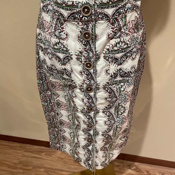 Anthropologie Dresses & Skirts - Elegant Paisley Button-Front Skirt